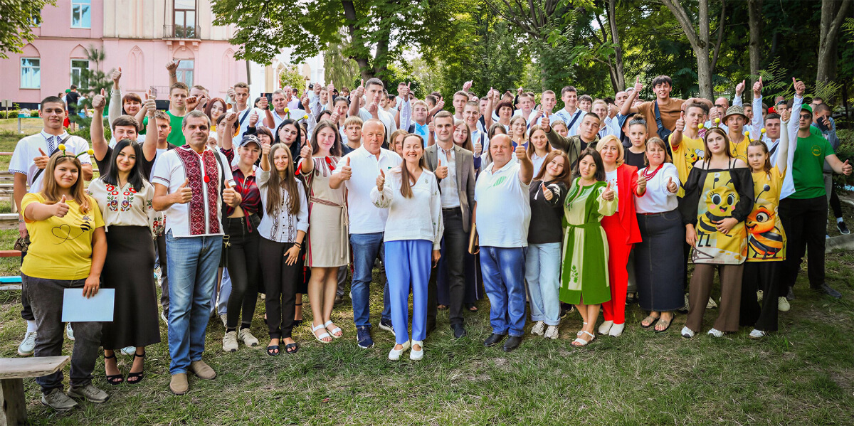 Чому нам довіряють